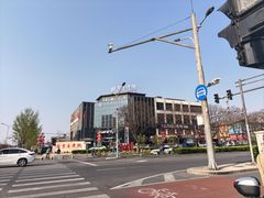 -宽板凳老灶火锅(台湾街店)