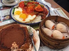 鲜茄猪扒双蛋饭-小龍鳳餐室(番禺路店)