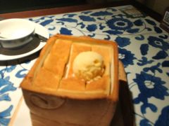-绿茶餐厅(光谷世界城步行街店)