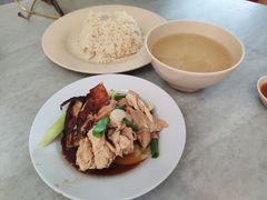 -伍秀泽海南鸡饭茶室