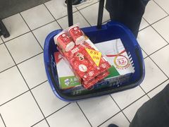 -中百仓储超市(百步亭花园路店)