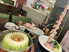 -得意咚瓜·顺德鱼生·冬瓜火锅(深圳首店)