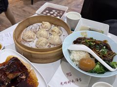 特色酱鸭-光明邨大酒家(淮海路店)