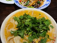 -青年路烩面馆(绿地世纪城店)