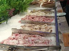 -金滏山烤肉·海鲜·火锅自助餐厅(襄阳万达店)