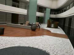 -上海滴水湖皇冠假日酒店