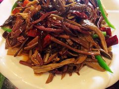 -小厨子私房菜·云南美食店