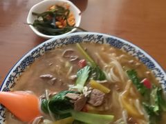 -邱芳粉店(迎宾大道旗舰店)