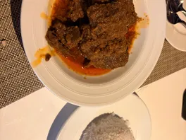 巴**饭