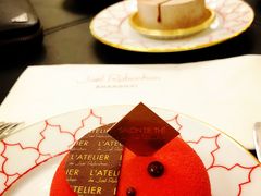 -Salon de The de Joel Robuchon(外滩18号店)