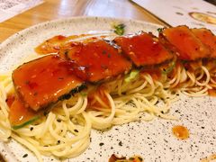 金枪鱼牛油果凉面-麦甜创意轻食餐厅(西康路店)