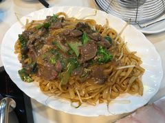 招牌湿炒牛河-潮泰牛肉火锅 · 创于1992年(车公庙店)