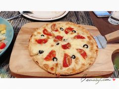 烤肠披萨-悦享绿山墙西餐厅