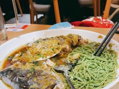 -楚山晓·湖北菜(武汉光谷K11店)