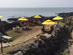 -Cafe Aewol Monsant