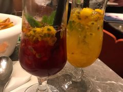 -港丽餐厅(高德置地店)