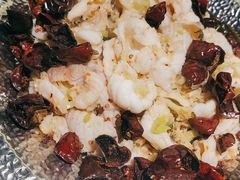 -小鱼小牛·鱼牛干锅·脆鱼火锅(世欧广场店)