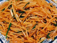 家常土豆丝-京氣春饼(机场店)