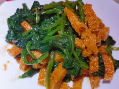 -耶里夏丽·新疆菜·28年喀什老馆(田林东路店)