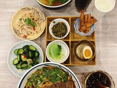 -康师傅私房牛肉面(马泉营奥莱店)
