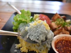 -蝶豆花蓝面条