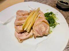 -穹六人间 people 6(岳阳路店)