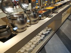 自助取餐区-蒙肥羊·酸汤潮牛·鲜牛肉火锅烤肉自助(岗顶店)