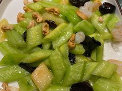 -孙家外婆•长春地标美食新名片(吾悦广场店)