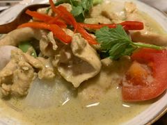 绿咖喱鸡肉套饭-GOGO Plate(成都太古里店)