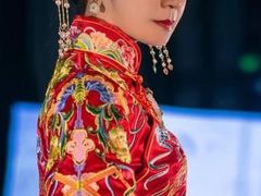 -维纳斯化妆摄影学校