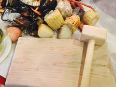 -The Crab Pot Seattle