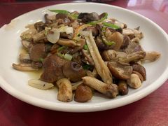 -邱二餐馆