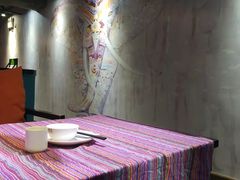 -香巴拉云南餐厅(华莱坞店)