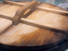 -鱼窝棚柴火铁锅炖(富山屯店)