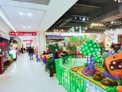 -鸿通城购物中心