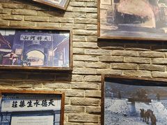 -东口码头·烧鸽子·鱼头泡饼·地方菜(金鹰悦城店)