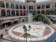 -佛罗伦萨小镇广佛名品奥特莱斯(疏港路店)