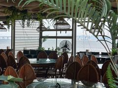 -鹰龙海畔度假酒店(咸祥店)