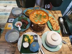 冬阴功海鲜米粉汤-长勺子东南亚(街道口店)