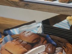 -沁屋面包店(人民东路店)
