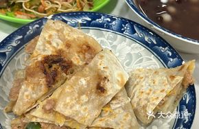 Sour Cabbage Meat Pancake