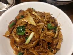 -富正毅三下锅·湘西韵味(天门山索道店)