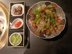 -铭牛烧肉·和牛海鲜自助(高新月牙湖店)