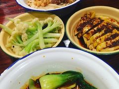 -东三里屯豌杂面