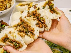 -李与白包子铺(桐梓林店)