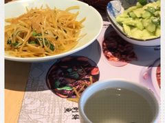 -关东小磨东北菜(上海长风大悦城店)