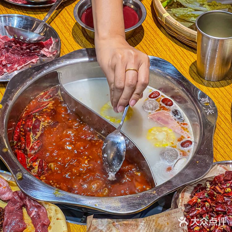 在上海，国庆不容错过的川渝火锅新地标