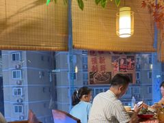-城墙拐拐火锅(三峡广场黑金冠店)
