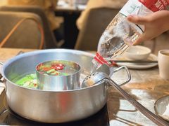 -丽江龙继斑鱼庄(罗宾森购物广场店)