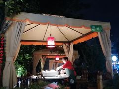 -二荆条·蜀鲜汇城市森林火锅